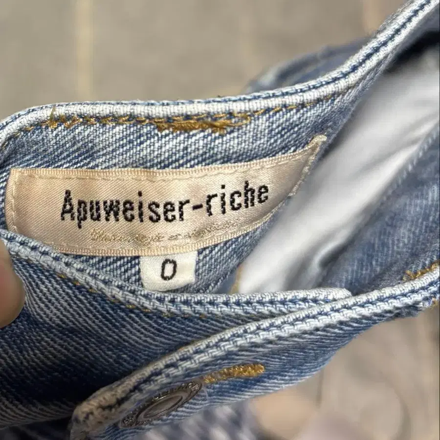 4번째 상품 이미지