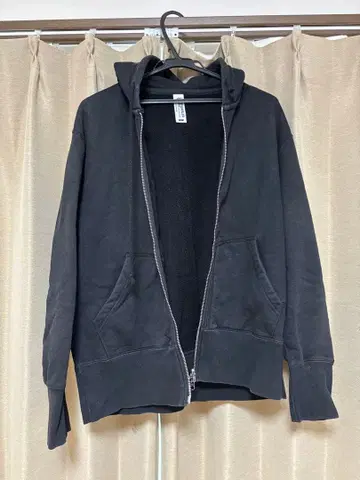 LOOPWHEELER BEAMS 블랙 후드티