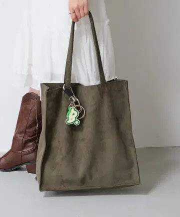 카스타네 스웨이드 토트백