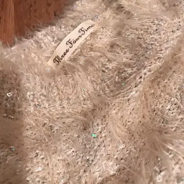 Three Four Time 스팽글 샤기 레이어드 스웨터