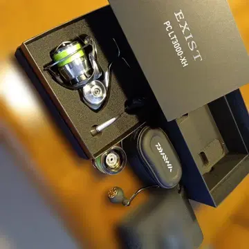 DAIWA EXIST PCL3000XH 스피닝 릴