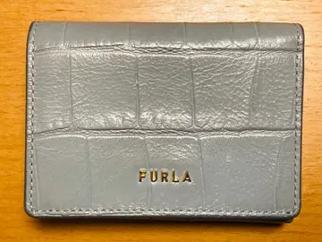 FURLA 라이트 블루 악어 엠보싱 3단 폴더형 지갑