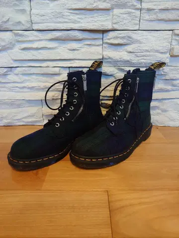 Dr.martin 8홀 그린 체크 지퍼 UK9