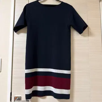 쿠미쿄쿠! 거의 미사용! 네이비 스트라이프 반팔 미니 원피스