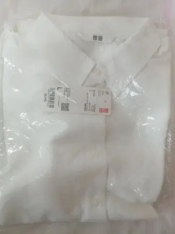 새상품 유니클로 레이온 긴팔 블라우스 화이트 L