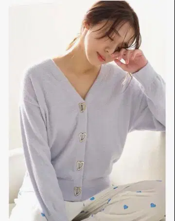 [ 미사용 ] SNIDELHOME 하트 버튼 가디건