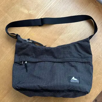 GREGORY 그레고리 스펙트라 패턴 숄더백 구형 택