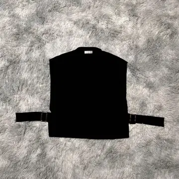 comfyCouture 38 레이온 혼방 슬리브리스 니트 베스트 블랙