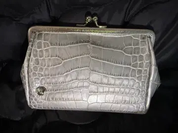 [ 새상품 ] A.D.M.J. 실버 가마구치 파우치