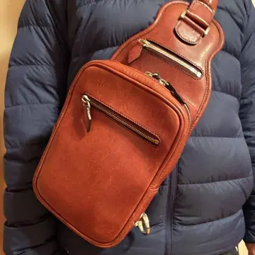 만소 가죽 바디 백 브라운