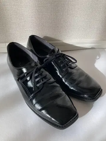 LE TALON 블랙 레이스업 신발