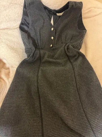 titty&co. 슬리브리스 미니 원피스 블랙 체크