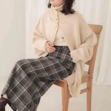 Bou Jeloud 파이핑 체크 타이트 스커트 부즈루드