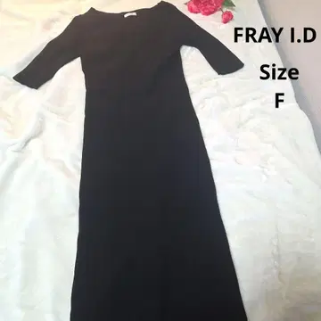 [ 인기 FRAY I.D ] 블랙 톱니 모양 옷깃 니트 원피스 사이즈 F