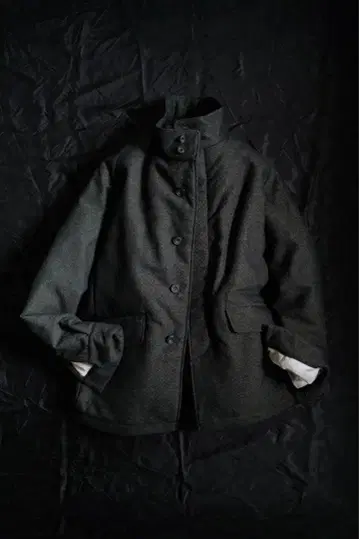 MAATEE&SONS Ex 'MIKAN' Padded Jacket 감잎