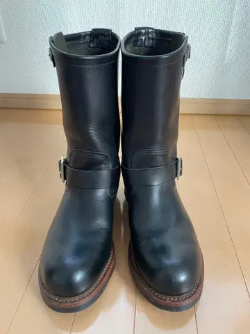 레드윙 2268 엔지니어 부츠 9D