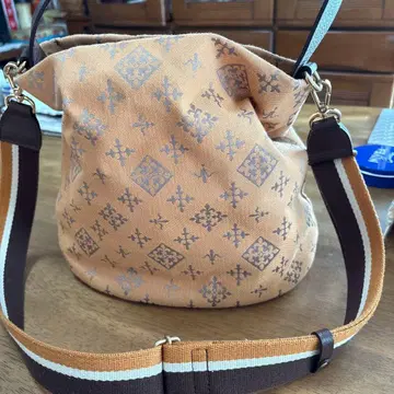 오렌지 패턴 숄더백