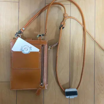 주케로 스마트폰 숄더백 천연 가죽 zucchero