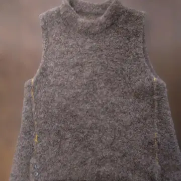 팔라스 팰리스 알파카 베스트