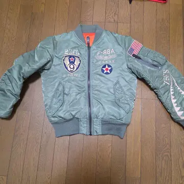 AVIREX ma1 자켓 M 사이즈 F86A
