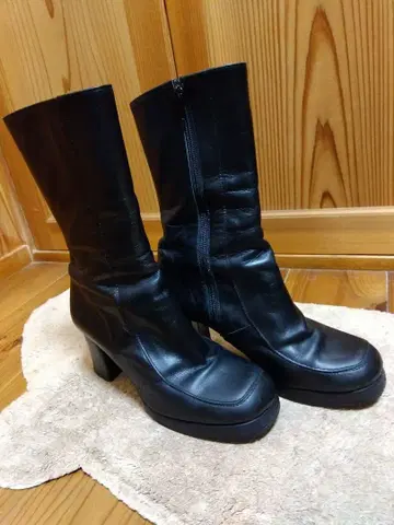 CLASSICTANGENT 천연 가죽 부츠 24cm 블랙