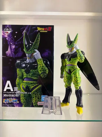 제일복권 드래곤볼 미래로의 결투 A상 퍼펙트 셀 피규어