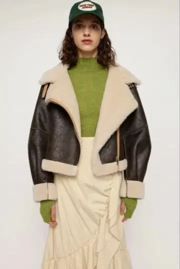 [ SLY ] VINTAGE CRACK SHORT B-3