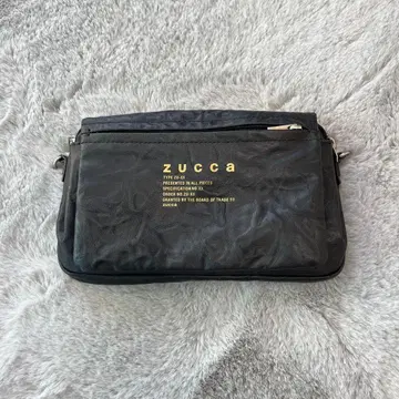 ZUCCa 숄더백