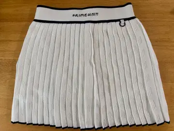 adidas 플리츠 스커트 화이트