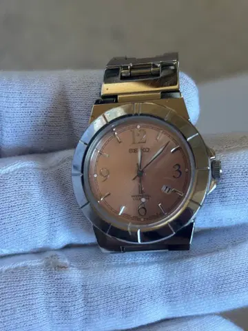 SEIKO 퍼페츄얼 달력 핑크 작동 안 함