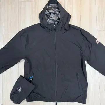 PYRENEX 피레넥스 엔쇼아 후디드 자켓 블랙 L