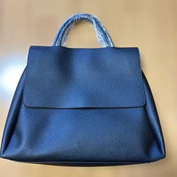 두클라쎄 블랙 토트백 플랩식 정가 14,190엔