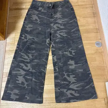 카모 패턴 데님 와이드 팬츠