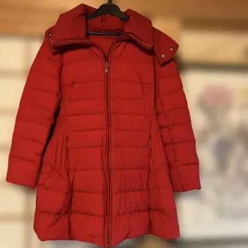빨간색 스트레치 다운 코트