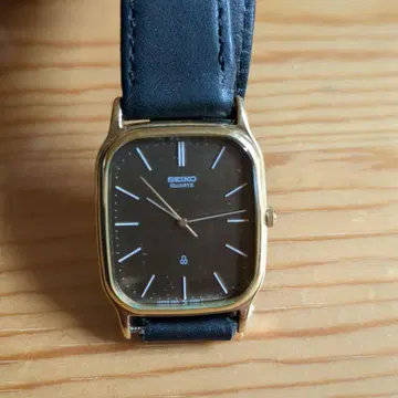 세이코 쿼츠 손목시계