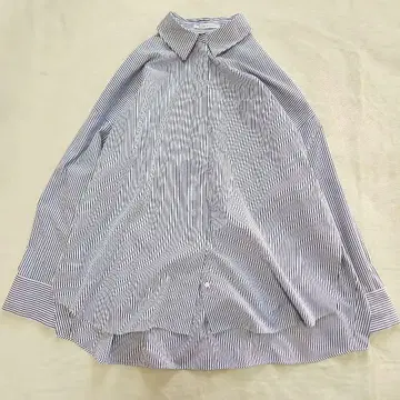 ETRE TOKYO 사이드 슬릿 스트라이프 셔츠 네이비 계열