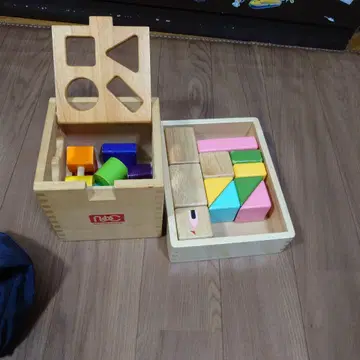 쌓기 나무 쌓기 나무 떨어뜨리기