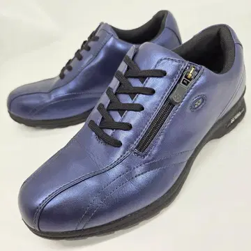 컨디션 최상 요넥스 YONEX 파워 쿠션 가죽 스니커즈 24cm 네이비