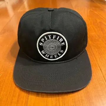 SPITFIRE 블랙 캡