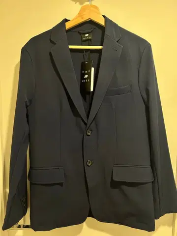 택 포함 새상품 NEW BALANCE THE CITY 자켓