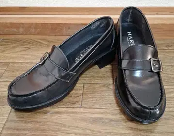 HARUTA 링 스트랩 힐업 로퍼 3E 블랙