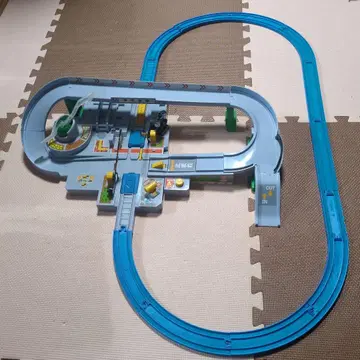 프라레일 토미카와 놀자! 달려라 건널목! 칸칸 건널목 세트