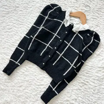 Herlipto Crillon Boucle Cardigan 체크