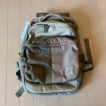 미사용 새상품 ZARA SRPLS 백팩