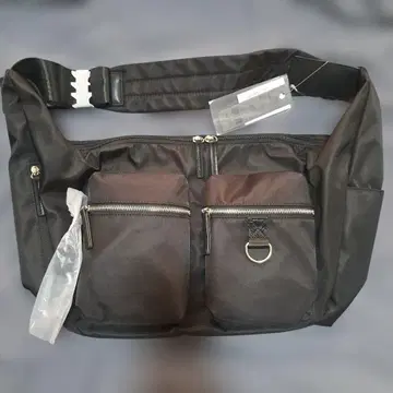 [택 포함 새상품] JEANASIS 나일론 바디백 숄더