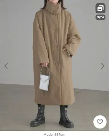 HUG U 베이지 롱 코트