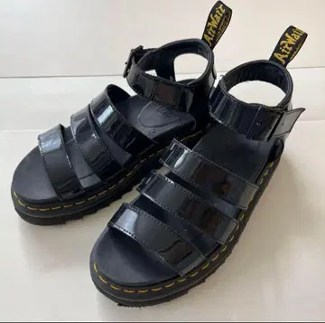닥터마틴 프릭스스토어 블레어 BLAIRE 샌들