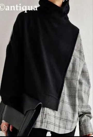 안티카 체크 절개 터틀 상의