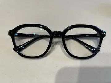 zoff 검은색 테두리 패션 안경 도수 없음 ZN231002A