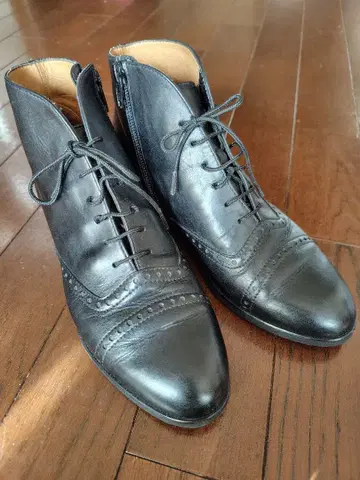 [ 새상품급 ] Vabeene 카프 레더 컴포트 레이스업 숏부츠